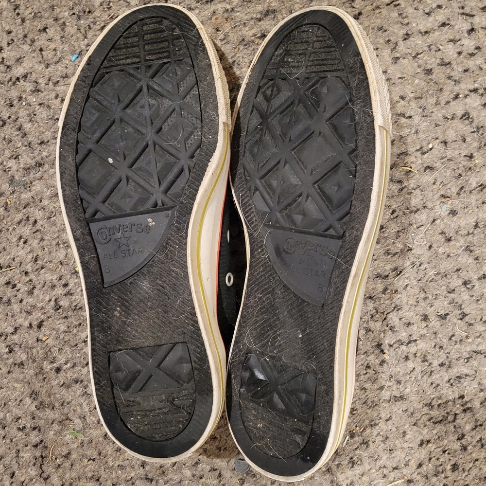 Converse - Picture 2 of 3